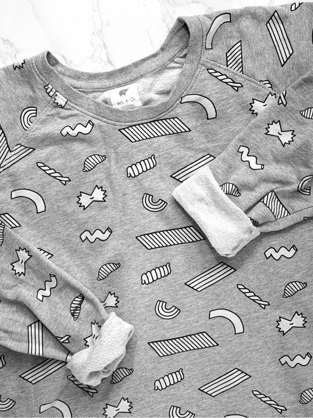 monica + andy | Gray Sweatshirt with Pasta Noodle Print - M